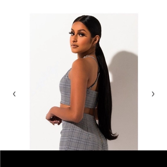 NWT AKIRA grey plaid cutout crisscross crop top L - Picture 2 of 4